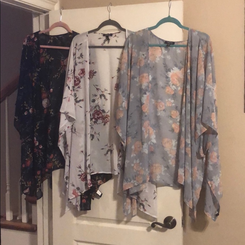 3 flower print kimonos